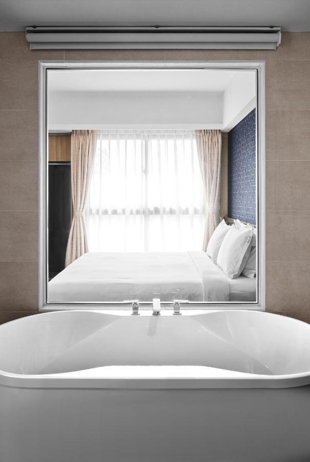 Holiday Inn Express Kaohsiung Love River By Ihg Exterior foto